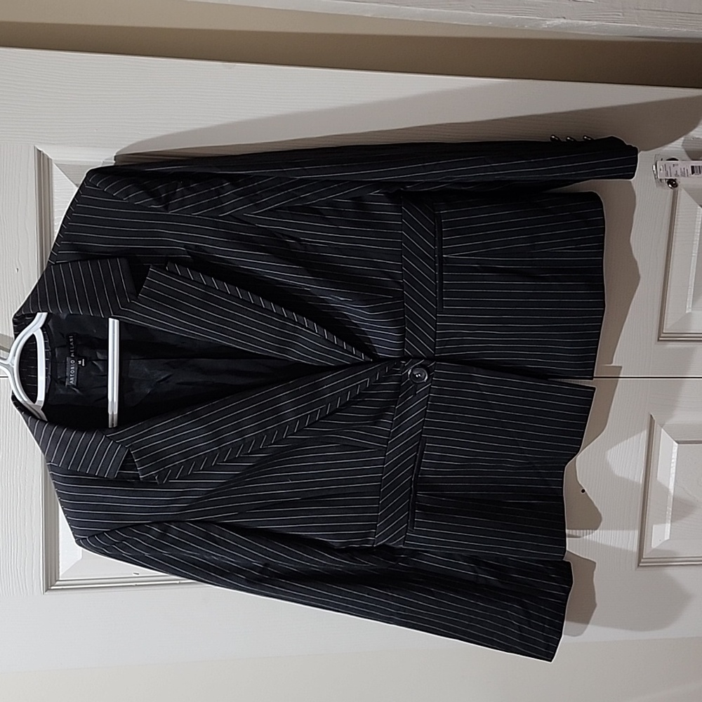 Antonio melani pinstrip‎ blazer size 14 color black  white pinstrips